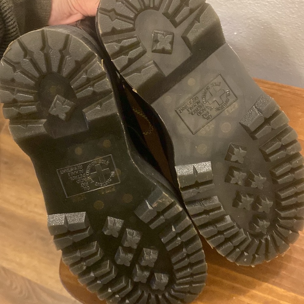 Womens dr martens vegan boots - Picture 8 of 9
